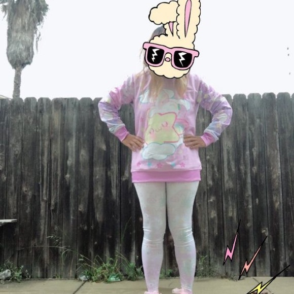 * Kawaii Goods Unicorn Sweater 🦄⭐️ - Picture 2 of 6